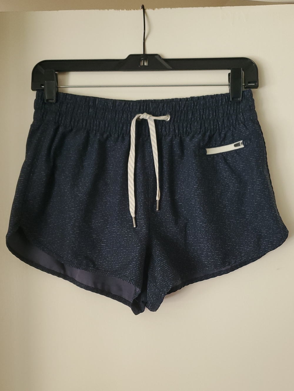 Vuori Clementine Shorts - Picture 3 of 4